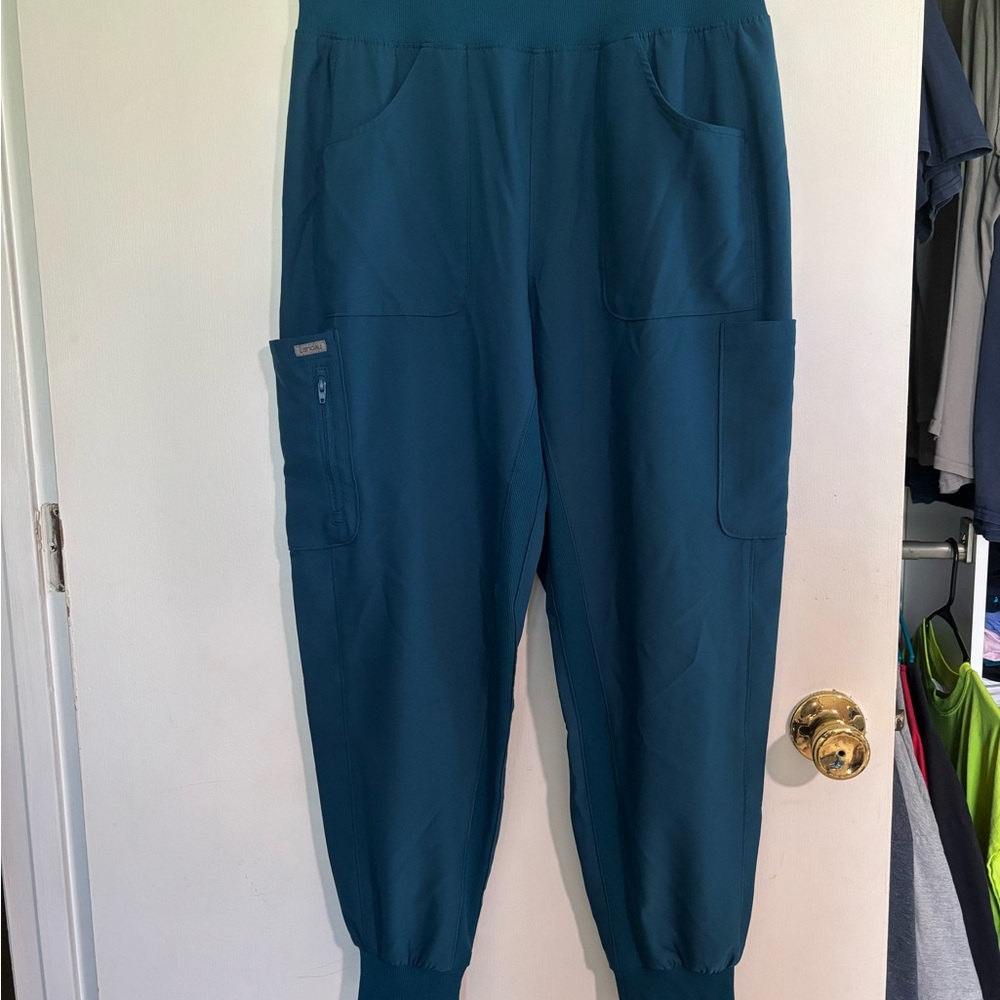Landau Women's Caribbean Blue Jogger Pants